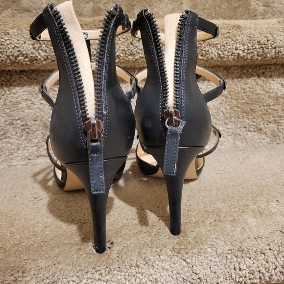 Shoes - Picture 3 of 5